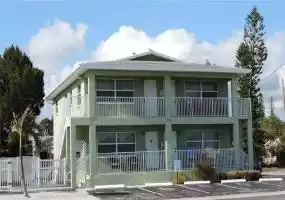 5601 SHORE BOULEVARD, GULFPORT, Florida 33707, 2 Bedrooms Bedrooms, ,1 BathroomBathrooms,Residential Lease,For Rent,SHORE,U8000949