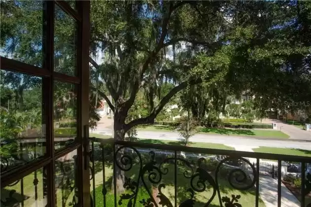 415 ROYAL PALM WAY, TAMPA, Florida 33609, 5 Bedrooms Bedrooms, ,7 BathroomsBathrooms,Residential,For Sale,ROYAL PALM,T3225479