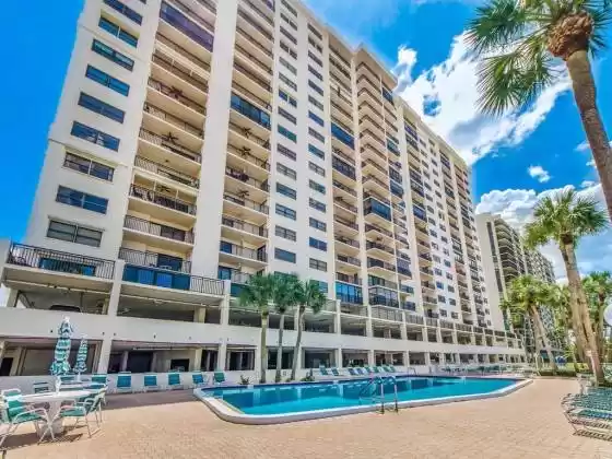 1270 GULF BOULEVARD, CLEARWATER BEACH, Florida 33767, 2 Bedrooms Bedrooms, ,2 BathroomsBathrooms,Residential Lease,For Rent,GULF,U8103472