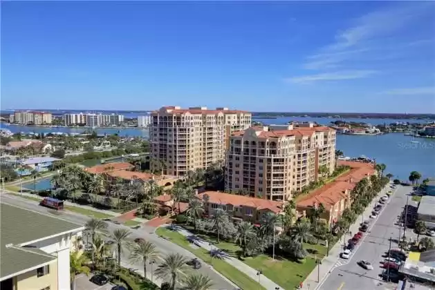 505 MANDALAY AVE, CLEARWATER BEACH, Florida 33767, 2 Bedrooms Bedrooms, ,2 BathroomsBathrooms,Residential Lease,For Rent,MANDALAY AVE,U8025359