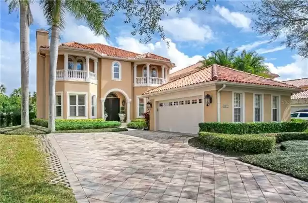 1112 ABBEYS WAY, TAMPA, Florida 33602, 4 Bedrooms Bedrooms, ,3 BathroomsBathrooms,Residential,For Sale,ABBEYS,T3291584