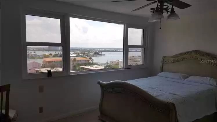 675 GULFVIEW BOULEVARD, CLEARWATER BEACH, Florida 33767, 1 Bedroom Bedrooms, ,1 BathroomBathrooms,Residential Lease,For Rent,GULFVIEW,U7848472