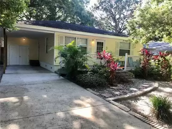 414 3RD AVE, DUNEDIN, Florida 34698, 2 Bedrooms Bedrooms, ,1 BathroomBathrooms,Residential,For Sale,3RD AVE,U8126684