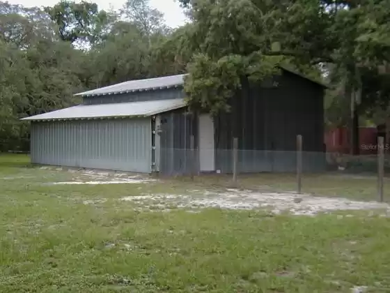 LARGE  30' X 40' SPACIOUS  SHED   ON  RIGHT  SIDE  REAR  OF  PROPERTY