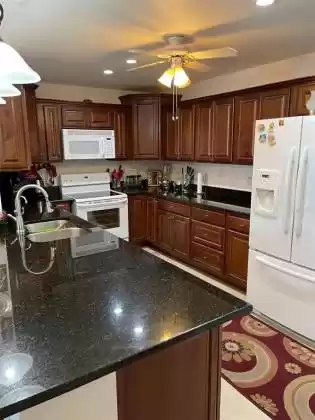 100 BLUFF VIEW DRIVE, BELLEAIR BLUFFS, Florida 33770, 2 Bedrooms Bedrooms, ,2 BathroomsBathrooms,Residential,For Sale,BLUFF VIEW,T3314275