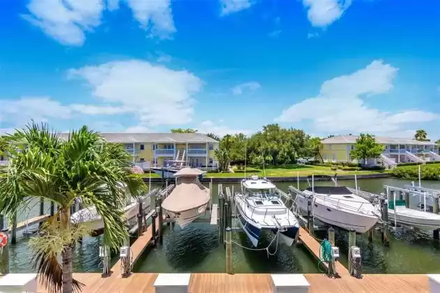 4779 COQUINA KEY DRIVE, ST PETERSBURG, Florida 33705, 2 Bedrooms Bedrooms, ,1 BathroomBathrooms,Residential,For Sale,COQUINA KEY,G5043649