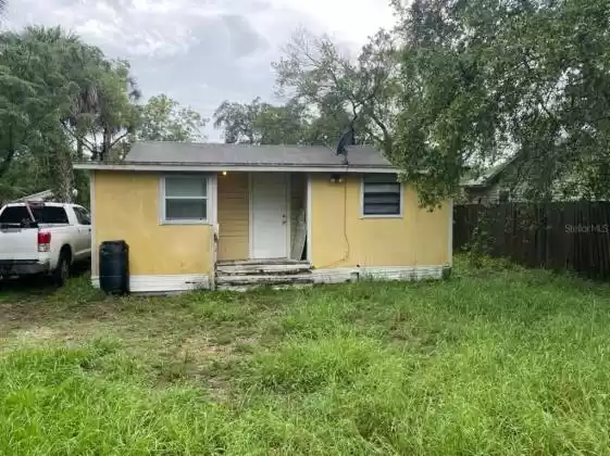 8517 11TH STREET, TAMPA, Florida 33604, 3 Bedrooms Bedrooms, ,1 BathroomBathrooms,Residential,For Sale,11TH,T3319209