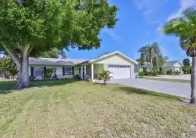 6522 SOLITAIRE PALM WAY, APOLLO BEACH, Florida 33572, 3 Bedrooms Bedrooms, ,2 BathroomsBathrooms,Residential,For Sale,SOLITAIRE PALM,T3319304