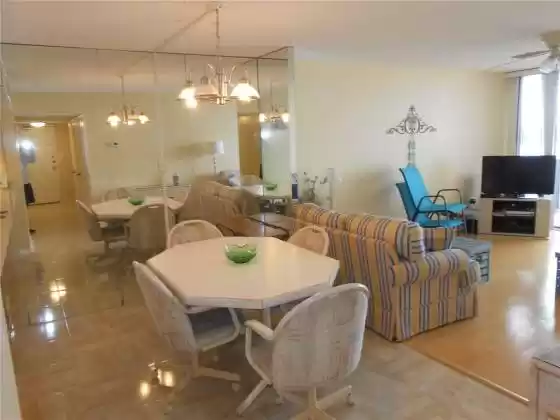 450 GULFVIEW BOULEVARD, CLEARWATER, Florida 33767, 2 Bedrooms Bedrooms, ,2 BathroomsBathrooms,Residential Lease,For Rent,GULFVIEW,U8132139