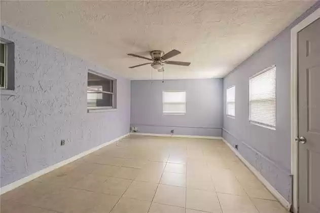 7824 FOXWOOD DRIVE, NEW PORT RICHEY, Florida 34653, 3 Bedrooms Bedrooms, ,2 BathroomsBathrooms,Residential,For Sale,FOXWOOD,O5965540