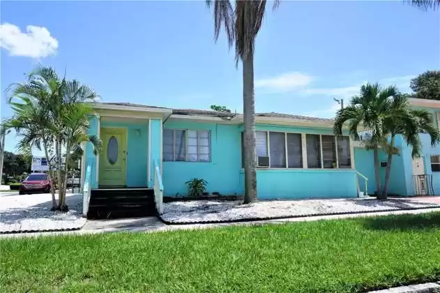 4180 CENTRAL AVENUE, ST PETERSBURG, Florida 33711, ,Residential Income,For Sale,CENTRAL,T3323717