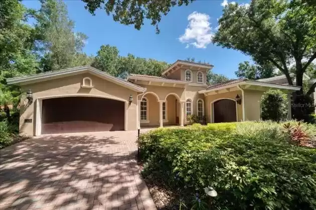 1930 FLORESTA VIEW DRIVE, TAMPA, Florida 33618, 4 Bedrooms Bedrooms, ,3 BathroomsBathrooms,Residential,For Sale,FLORESTA VIEW,T3324938