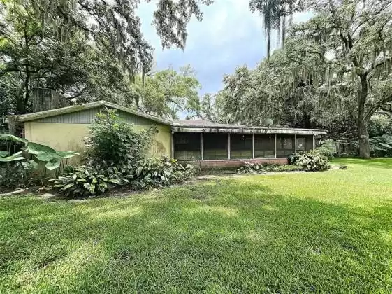 1210 FRONT STREET, VALRICO, Florida 33594, 3 Bedrooms Bedrooms, ,2 BathroomsBathrooms,Residential,For Sale,FRONT,T3325093