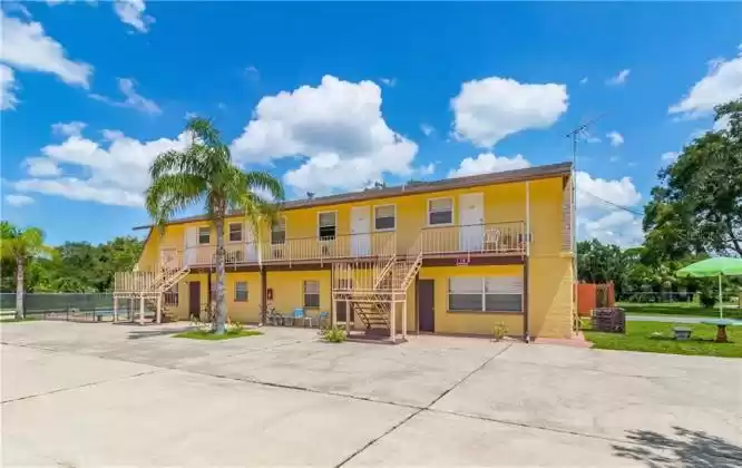 HUDSON, Florida 34667, ,Residential Income,For Sale,U8091432