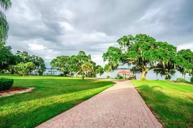 11715 TAYLOR ROAD, THONOTOSASSA, Florida 33592, 5 Bedrooms Bedrooms, ,6 BathroomsBathrooms,Residential,For Sale,TAYLOR,T3324221