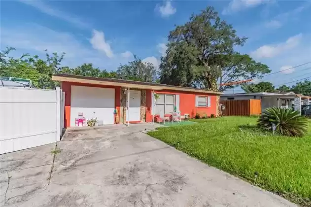 10210 23RD STREET, TAMPA, Florida 33612, 3 Bedrooms Bedrooms, ,2 BathroomsBathrooms,Residential,For Sale,23RD,T3321046