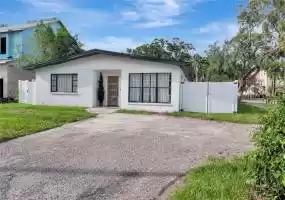 3601 DALE AVENUE, TAMPA, Florida 33609, 3 Bedrooms Bedrooms, ,2 BathroomsBathrooms,Residential Lease,For Rent,DALE,T3329682