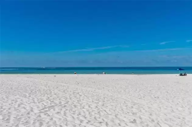 Beautiful Soft White sands of Clearwater Beach