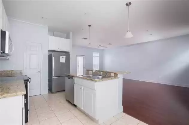 4506 BAY SPRING COURT, TAMPA, Florida 33611, 3 Bedrooms Bedrooms, ,3 BathroomsBathrooms,Residential,For Sale,BAY SPRING,T3331322