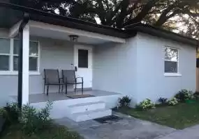 2502 HENRY AVENUE, TAMPA, Florida 33614, 3 Bedrooms Bedrooms, ,3 BathroomsBathrooms,Residential,For Sale,HENRY,T3331695
