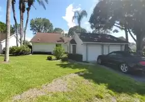 2507 ROYAL PINES CIRCLE, CLEARWATER, Florida 33763, 2 Bedrooms Bedrooms, ,2 BathroomsBathrooms,Residential,For Sale,ROYAL PINES,W7835983