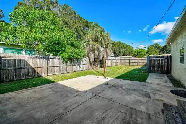 5333 4TH AVENUE, ST PETERSBURG, Florida 33710, 3 Bedrooms Bedrooms, ,1 BathroomBathrooms,Residential,For Sale,4TH,T3334919