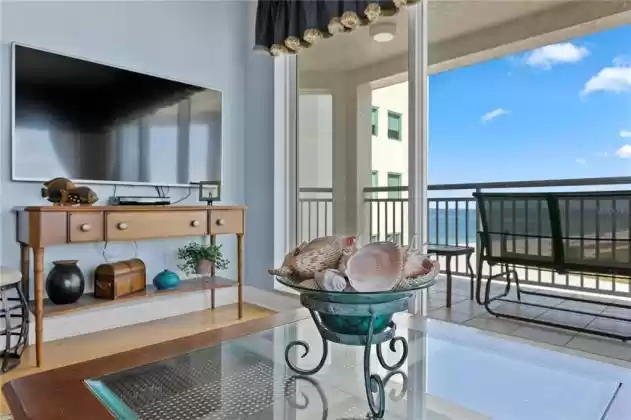 1180 GULF BOULEVARD, CLEARWATER, Florida 33767, 2 Bedrooms Bedrooms, ,2 BathroomsBathrooms,Residential Lease,For Rent,GULF,U8139705