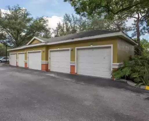 4207 DALE MABRY HIGHWAY, TAMPA, Florida 33611, ,Residential Lease,For Rent,DALE MABRY,O5980939