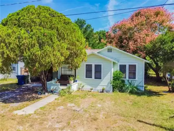 8711 13TH STREET, TAMPA, Florida 33604, 3 Bedrooms Bedrooms, ,1 BathroomBathrooms,Residential,For Sale,13TH,T3336139