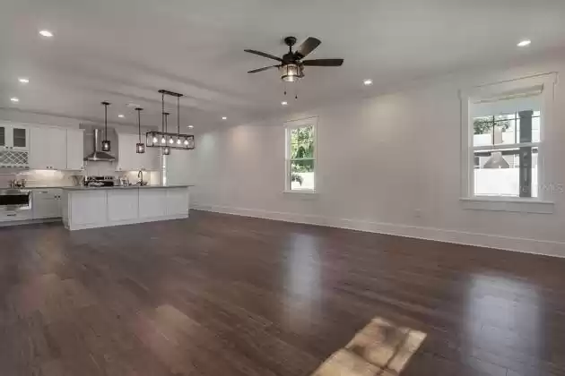 1209 NEW ORLEANS AVENUE, TAMPA, Florida 33603, 4 Bedrooms Bedrooms, ,3 BathroomsBathrooms,Residential,For Sale,NEW ORLEANS,T3336336