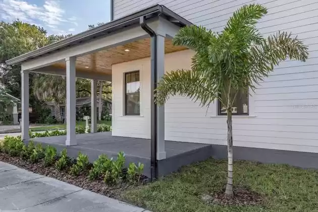 1209 NEW ORLEANS AVENUE, TAMPA, Florida 33603, 4 Bedrooms Bedrooms, ,3 BathroomsBathrooms,Residential,For Sale,NEW ORLEANS,T3336336