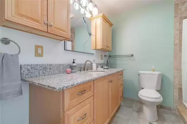 8701 BAY POINTE DRIVE, TAMPA, Florida 33615, 3 Bedrooms Bedrooms, ,2 BathroomsBathrooms,Residential,For Sale,BAY POINTE,T3336442