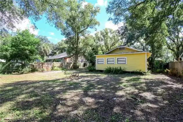 806 NORTH BAY STREET, TAMPA, Florida 33603, 3 Bedrooms Bedrooms, ,2 BathroomsBathrooms,Residential Lease,For Rent,NORTH BAY,T3336519