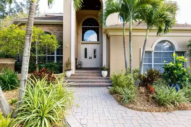 Exceptional Florida Friendly landscaping