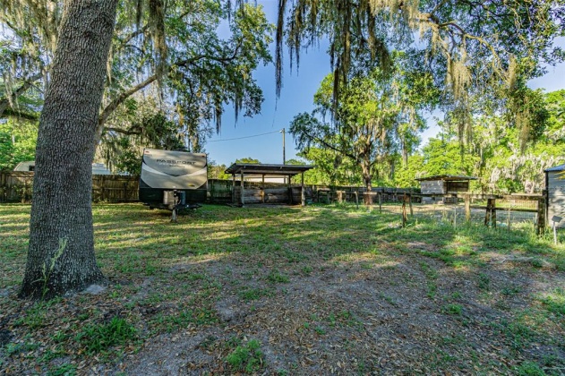 4427 HILL DRIVE, VALRICO, Florida 33596, 3 Bedrooms Bedrooms, ,2 BathroomsBathrooms,Residential,For Sale,HILL,MFRT3361600