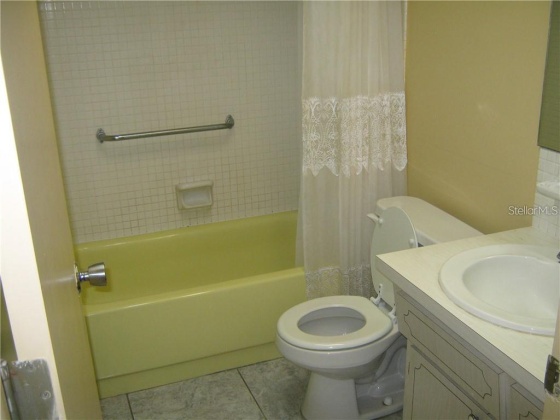 2003 GREENBRIAR BOULEVARD, CLEARWATER, Florida 33763, 1 Bedroom Bedrooms, ,1 BathroomBathrooms,Residential,For Sale,GREENBRIAR,MFRU8097611