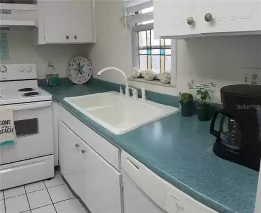 5245 AMULET DRIVE, NEW PORT RICHEY, Florida 34652, 1 Bedroom Bedrooms, ,1 BathroomBathrooms,Residential,For Sale,AMULET,U8041649