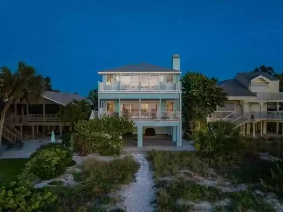 20060 GULF BOULEVARD, INDIAN SHORES, Florida 33785, 4 Bedrooms Bedrooms, ,3 BathroomsBathrooms,Residential,For Sale,GULF,MFRU8190630