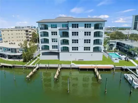 211 DOLPHIN POINT, CLEARWATER, Florida 33767, 3 Bedrooms Bedrooms, ,2 BathroomsBathrooms,Residential,For Sale,DOLPHIN,MFRU8201196