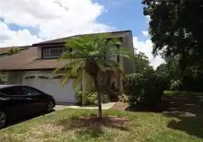 13936 CLUBHOUSE CIRCLE, TAMPA, Florida 33618, 4 Bedrooms Bedrooms, ,3 BathroomsBathrooms,Residential,For Sale,CLUBHOUSE,MFRT3450296