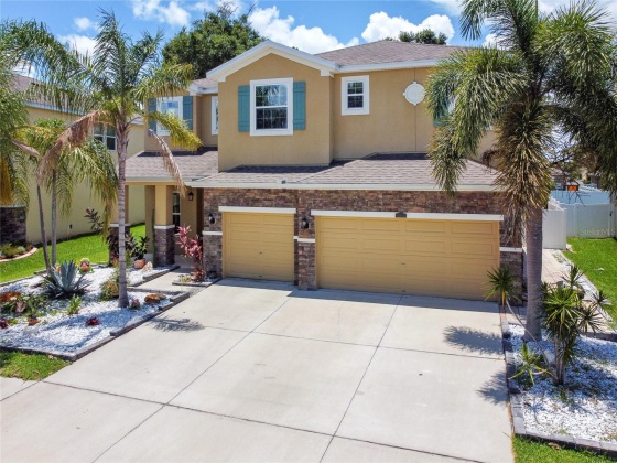 10413 HAMPTON MEADOW WAY, RIVERVIEW, Florida 33578, 6 Bedrooms Bedrooms, ,4 BathroomsBathrooms,Residential,For Sale,HAMPTON MEADOW,MFRT3457544