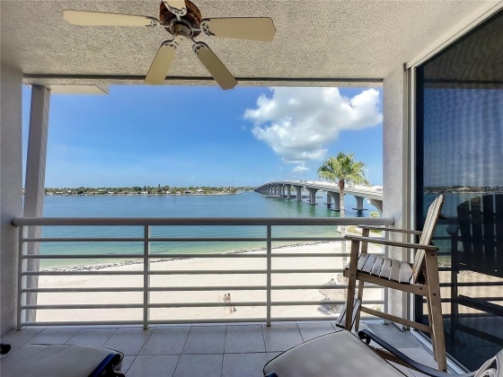 5701 BAHIA DEL MAR CIRCLE, ST PETERSBURG, Florida 33715, 2 Bedrooms Bedrooms, ,2 BathroomsBathrooms,Residential,For Sale,BAHIA DEL MAR,MFRU8209489