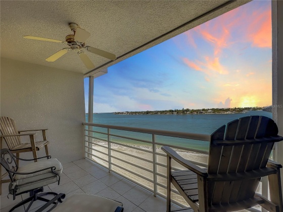 5701 BAHIA DEL MAR CIRCLE, ST PETERSBURG, Florida 33715, 2 Bedrooms Bedrooms, ,2 BathroomsBathrooms,Residential,For Sale,BAHIA DEL MAR,MFRU8209489