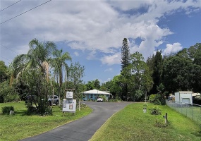 1603 SHELL POINT ROAD, RUSKIN, Florida 33570, 2 Bedrooms Bedrooms, ,1 BathroomBathrooms,Residential,For Sale,SHELL POINT,MFRA4579866