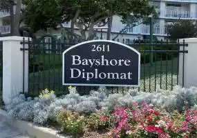 2611 BAYSHORE BOULEVARD, TAMPA, Florida 33629, 2 Bedrooms Bedrooms, ,2 BathroomsBathrooms,Residential,For Sale,BAYSHORE,MFRT3452912
