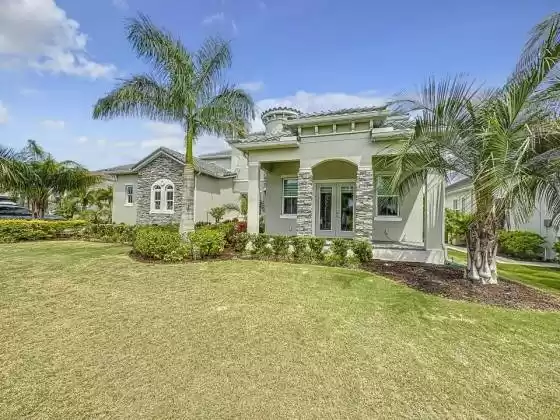 811 MANNS HARBOR DRIVE, APOLLO BEACH, Florida 33572, 6 Bedrooms Bedrooms, ,5 BathroomsBathrooms,Residential,For Sale,MANNS HARBOR,MFRO6139146