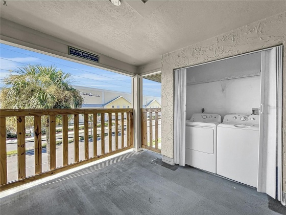 340 CAUSEWAY BOULEVARD, DUNEDIN, Florida 34698, 2 Bedrooms Bedrooms, ,2 BathroomsBathrooms,Residential,For Sale,CAUSEWAY,MFRT3472213