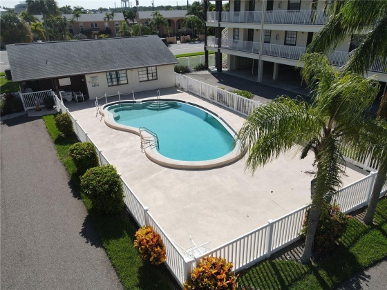 340 CAUSEWAY BOULEVARD, DUNEDIN, Florida 34698, 2 Bedrooms Bedrooms, ,2 BathroomsBathrooms,Residential,For Sale,CAUSEWAY,MFRT3472213