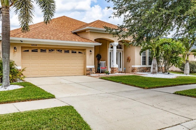 10808 ROCKLEDGE VIEW DRIVE, RIVERVIEW, Florida 33579, 4 Bedrooms Bedrooms, ,2 BathroomsBathrooms,Residential,For Sale,ROCKLEDGE VIEW,MFRT3472363