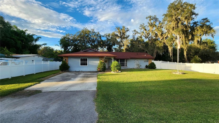 38041 SALEM AVENUE, ZEPHYRHILLS, Florida 33541, 3 Bedrooms Bedrooms, ,2 BathroomsBathrooms,Residential,For Sale,SALEM,MFRT3476440